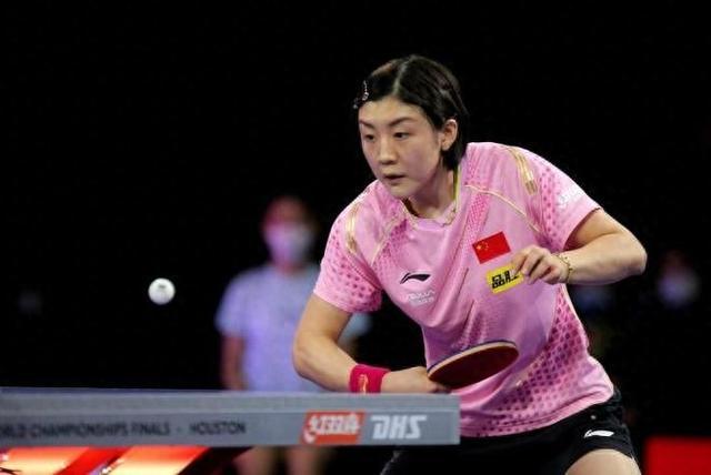 在活动中负 在活动中负